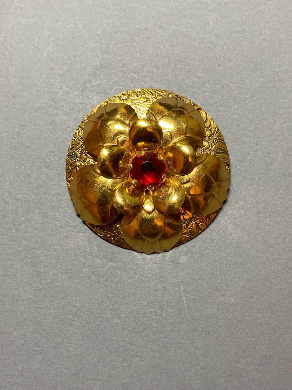 Vintage red rhinestone gold tone brooch pin